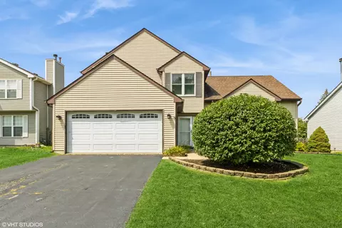 5 Marion Ct, Lake In The Hills, IL 60156