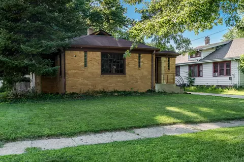 224 N Rockford Ave, Rockford, IL 61107