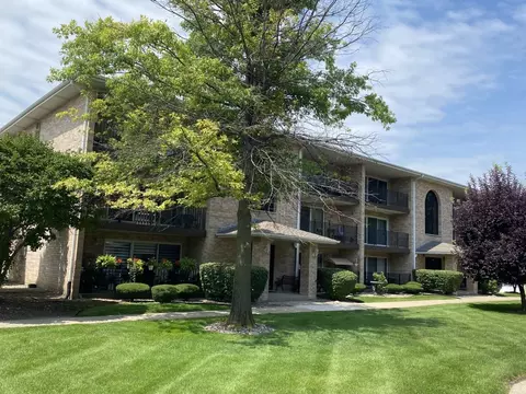 10248 Southwest Hwy #3D, Chicago Ridge, IL 60415