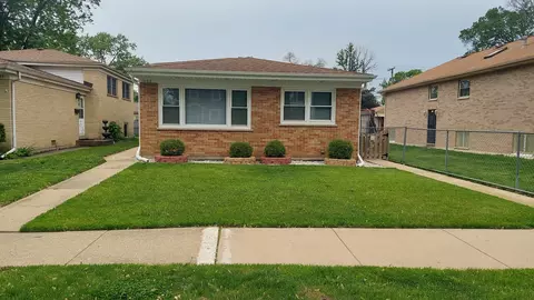 1668 S Cora St, Des Plaines, IL 60018