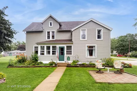 6408 Elm St, Union, IL 60180