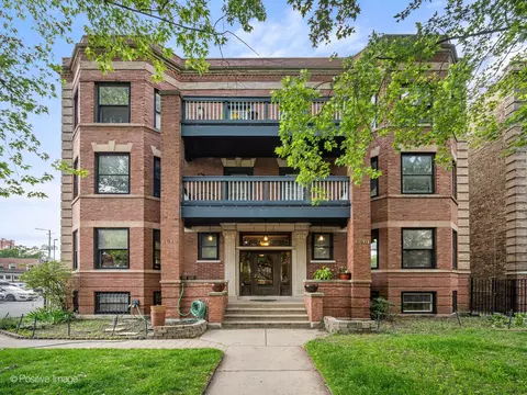 4618 N Racine Ave #1F, Chicago, IL 60640