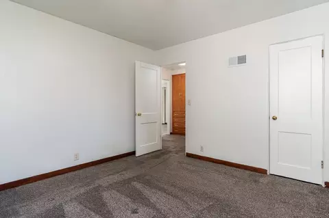 255 S 2nd St, Capron, IL 61012 photo 31