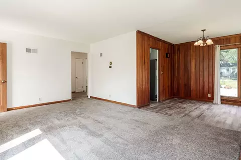 255 S 2nd St, Capron, IL 61012 photo 15