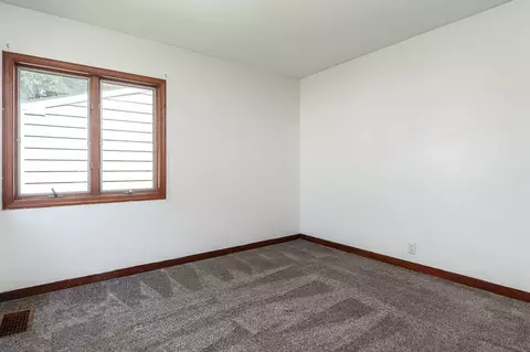 255 S 2nd St, Capron, IL 61012 photo 30