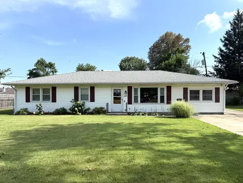 145 Southgate St, Lincoln, IL 62656