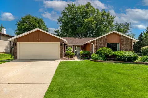 300 Byron Ave, Bloomingdale, IL 60108