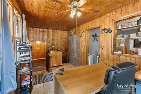 Entry Way - 305 N 3rd St, Danforth, IL 60930 photo 2 of 2
