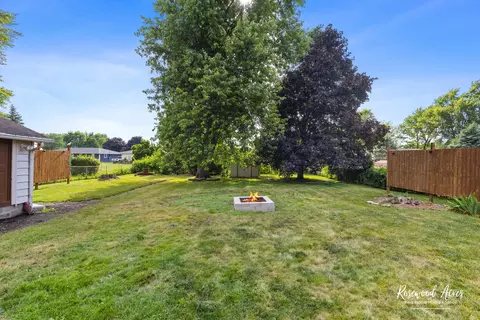 Exterior - 305 N 3rd St, Danforth, IL 60930 photo 5 of 7