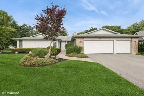 1410 Seward St, Schaumburg, IL 60193