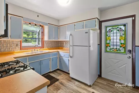 Kitchen - 1784 S Sandbar Rd, Kankakee, IL 60901 photo 1 of 2