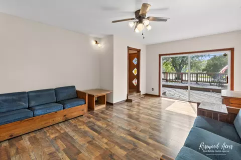 Living - 1784 S Sandbar Rd, Kankakee, IL 60901 photo 1 of 4