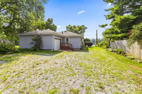 Exterior - 1784 S Sandbar Rd, Kankakee, IL 60901 photo 8 of 9