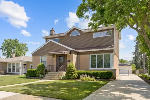 1441 Mandel Ave, Westchester, IL 60154