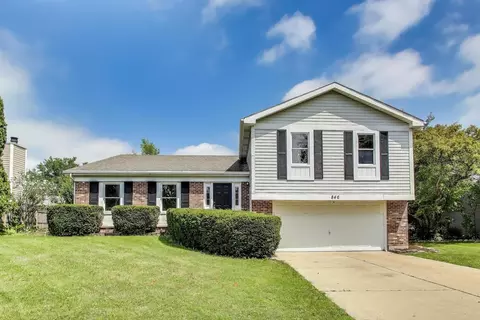 846 Boxwood Dr, Crystal Lake, IL 60014