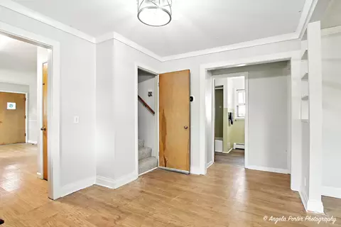 Entry Way - 4713 Mccullom Lake Rd, Mchenry, IL 60050 photo 2 of 2