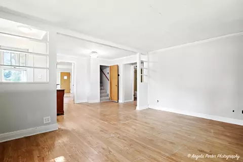Living - 4713 Mccullom Lake Rd, Mchenry, IL 60050 photo 3 of 5