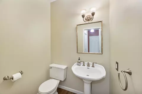 Bath - Undisclosed, Normal, IL 61761 photo 1 of 6