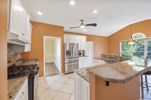 Kitchen - Undisclosed, Normal, IL 61761 photo 2 of 4
