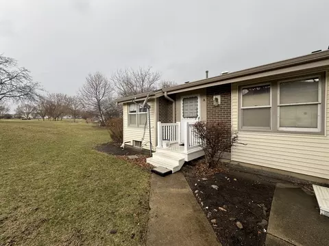 316 Indiana Ct #A, Bloomingdale, IL 60108