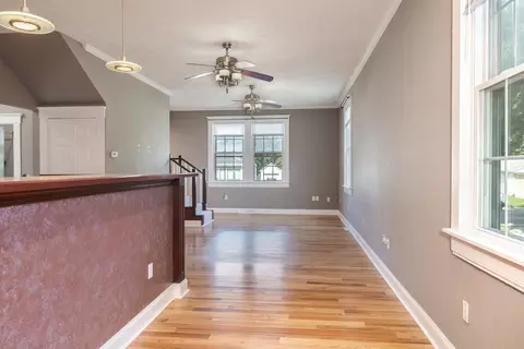 818 Bunn St, Bloomington, IL 61701 photo 21