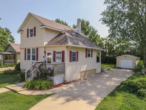 818 Bunn St, Bloomington, IL 61701 photo 39