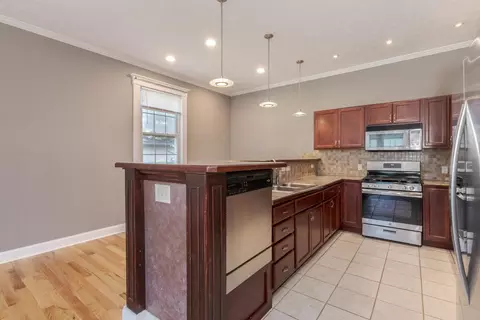 818 Bunn St, Bloomington, IL 61701 photo 22