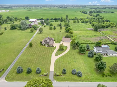 View/Area - 26105 W Renwick Rd, Plainfield, IL 60544 photo 2 of 4