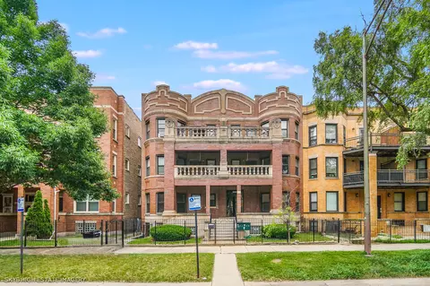 5743 S Michigan Ave #1S, Chicago, IL 60637