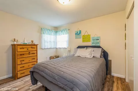Bedroom - 38425 N 3rd Ave, Spring Grove, IL 60081 photo 2 of 2