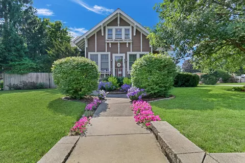 654 Main St, Antioch, IL 60002 photo 2