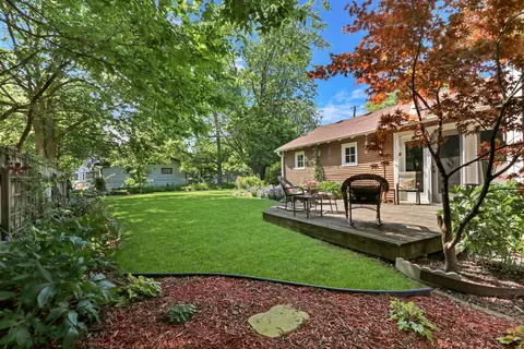 654 Main St, Antioch, IL 60002 photo 4