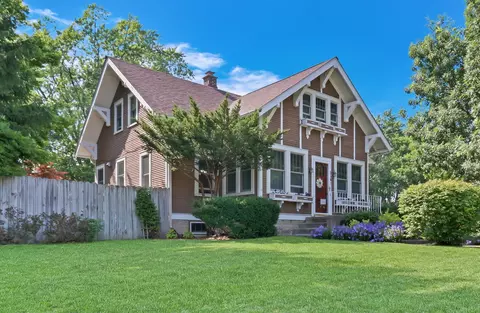 654 Main St, Antioch, IL 60002