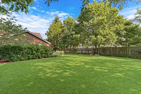 654 Main St, Antioch, IL 60002 photo 34