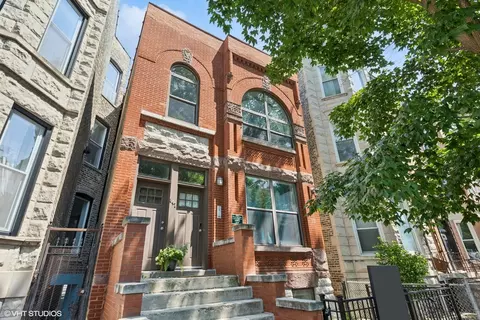 847 N Damen Ave #2F, Chicago, IL 60622