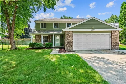 1204 Driftwood Ln, Bartlett, IL 60103