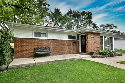511 W Byron Ave, Addison, IL 60101 photo 2