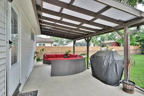 511 W Byron Ave, Addison, IL 60101 photo 27