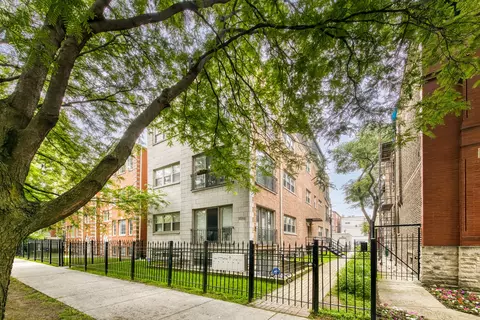 1540 N Claremont Ave #1W, Chicago, IL 60622