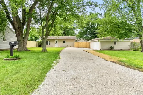 311 Barr Elms Ave, Joliet, IL 60433