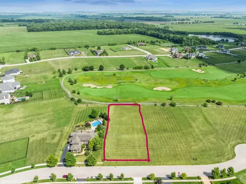 7148 Golfview Ct, Yorkville, IL 60560