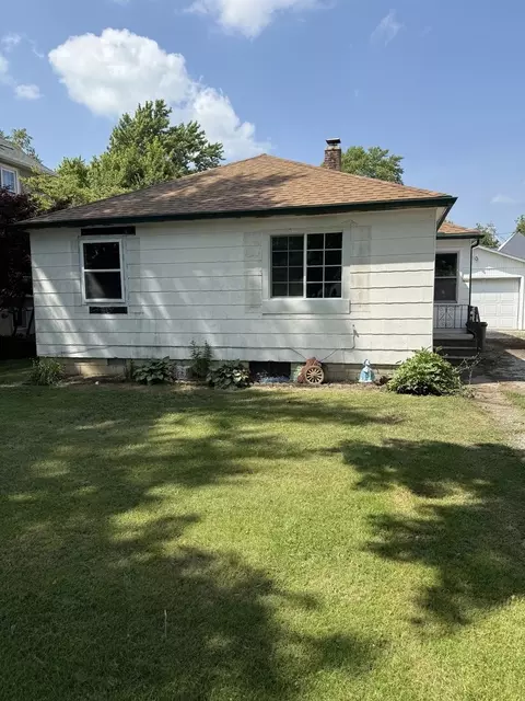 206 E Oak St, Chatsworth, IL 60921
