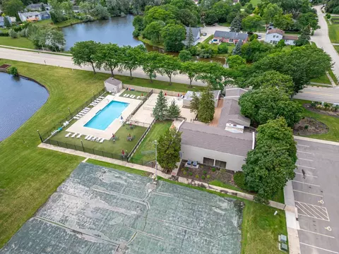 View/Area - 823 Anchor Ct, Bartlett, IL 60103 photo 8 of 9