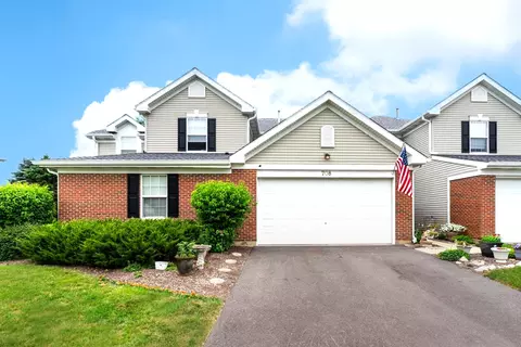 708 Legend Ln, Mchenry, IL 60050
