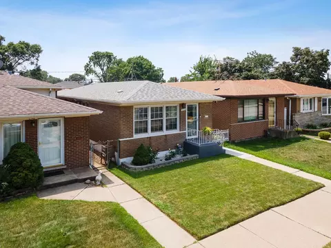 View/Area - 2739 E 127th St, Chicago, IL 60633 photo 1 of 2
