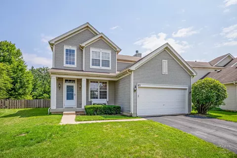 65 Woodland Park Cir, Gilberts, IL 60136