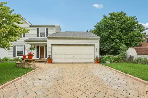 3261 Gresham Ln, Aurora, IL 60504
