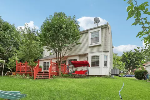 Exterior - 3261 Gresham Ln, Aurora, IL 60504 photo 9 of 10