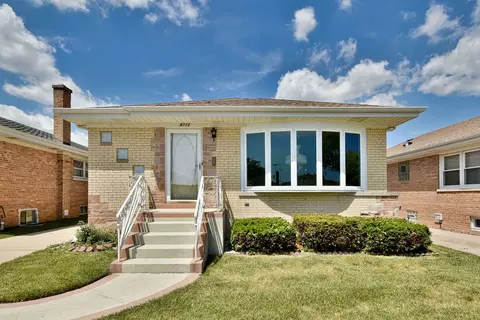 4712 N Ozark Ave, Norridge, IL 60706