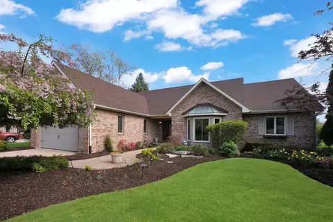 4240 Kingshill Cir, Naperville, IL 60564